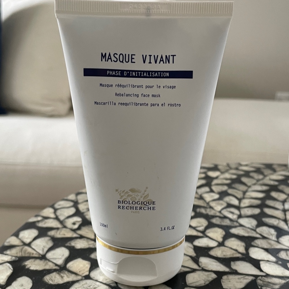 Biologique Recherche Masque Vivant Rebalancing Face Mask

Slightly used